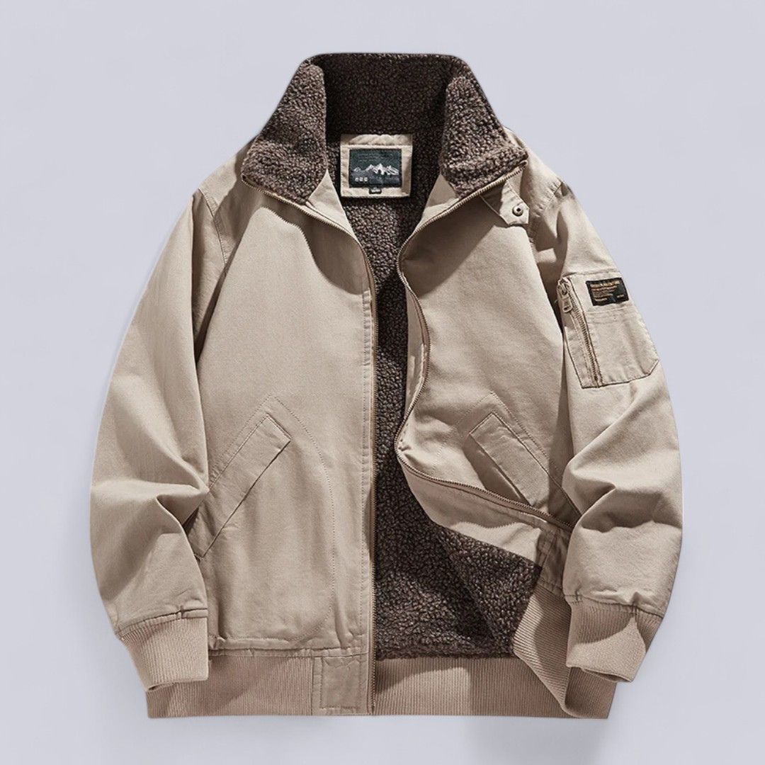 Jacket With Wool Lining And Deep Pockets